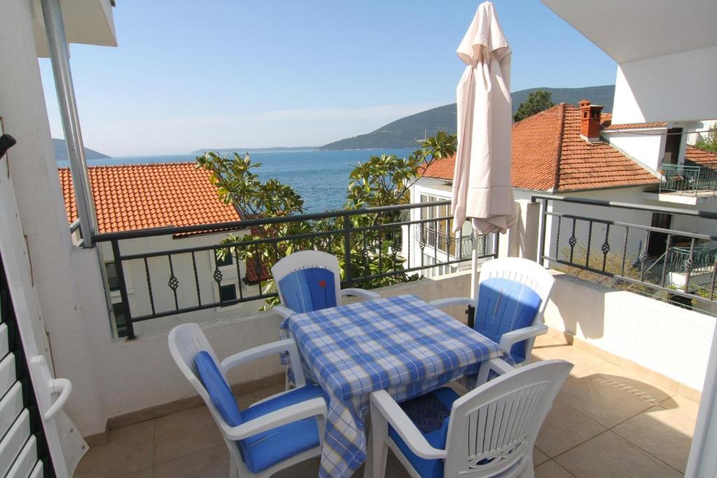 Nikic Apartments Herceg Novi Ngoại thất bức ảnh