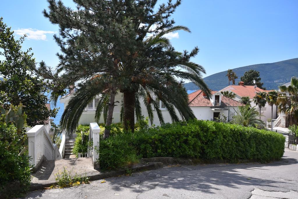 Nikic Apartments Herceg Novi Ngoại thất bức ảnh